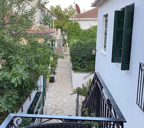 Lägenhet Byron House *