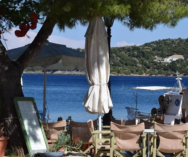 Byron House Lägenhet Kionion