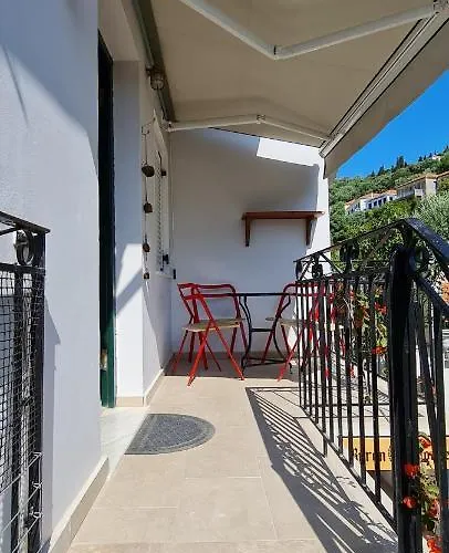 Lägenhet Byron House Kionion